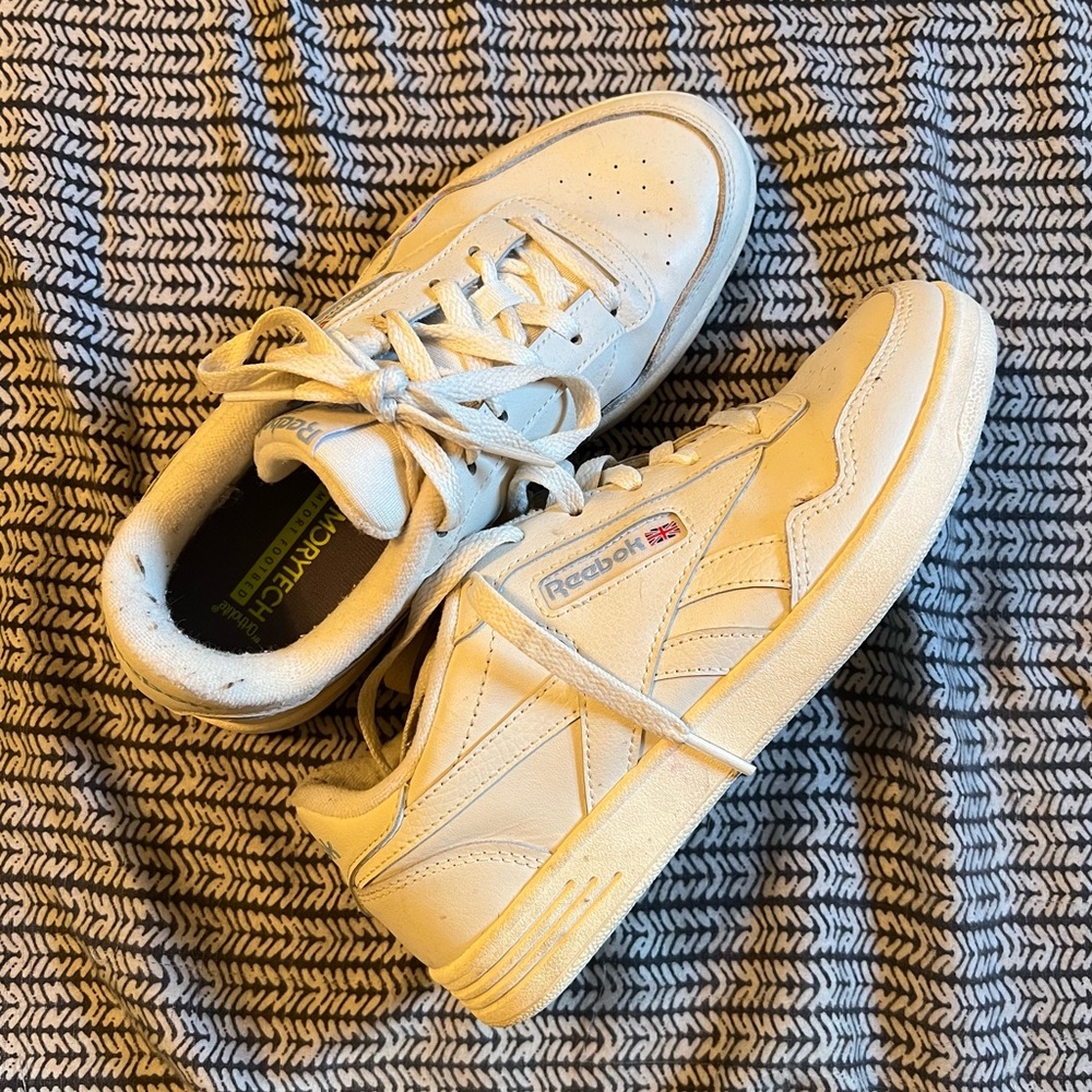 Reebok club c